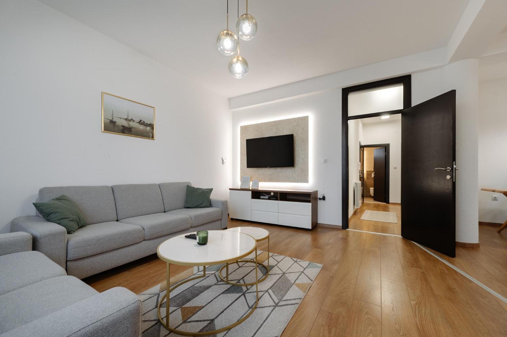 Apartman Square Trg Prijedor Buitenkant foto